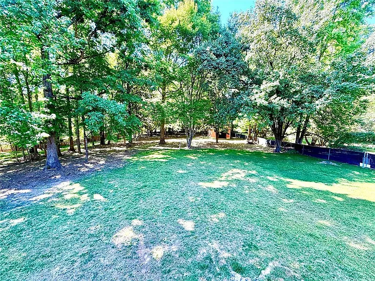 6725 Ridge Moore Dr — Photo 7