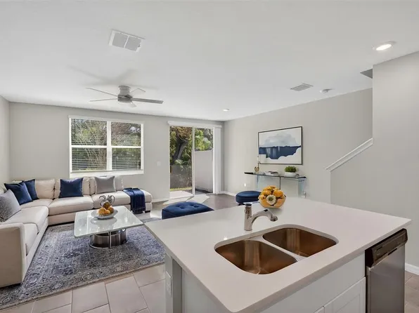 17124 Blowfish Dr, Nokomis, FL 34275