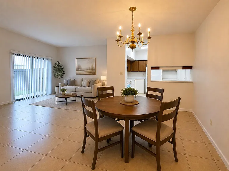 10811 Richmond Ave #5 — Photo 9