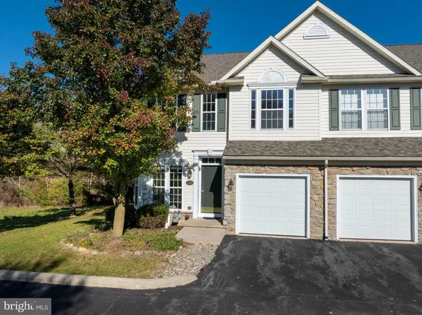 148 Scenery Ct, State College, PA 16801