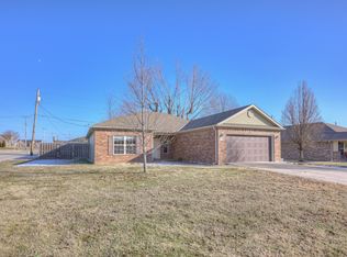 2205 S Brownell Ave, Joplin, MO 64804