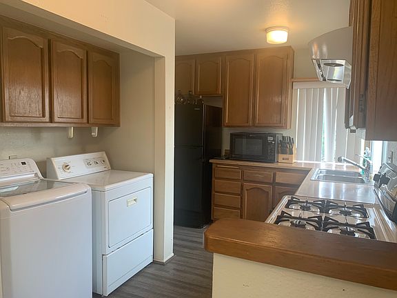 5th image of 1630 Planicie Way