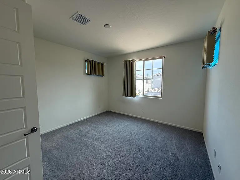 263 E Lantana Dr — Photo 35