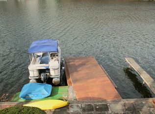 20 Oneida Ave, Hopatcong, NJ 07843