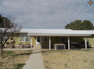 5102 S Thomason Rd, Carlsbad, NM 88220