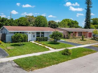 2620 NW 83rd Ave, Sunrise, FL 33322