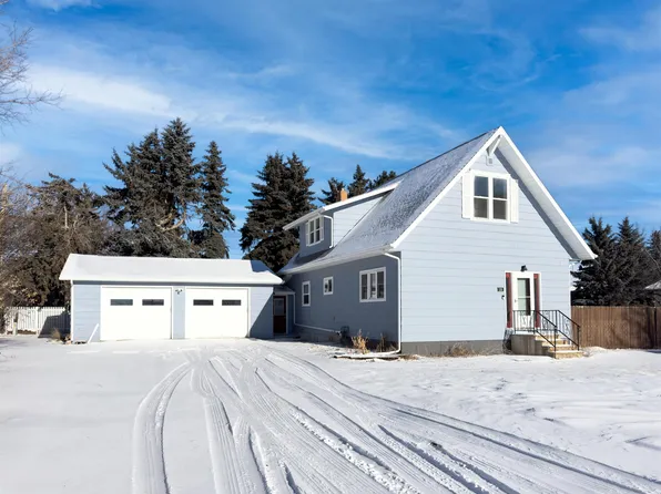 116 2nd Ave E, Ray, ND 58849