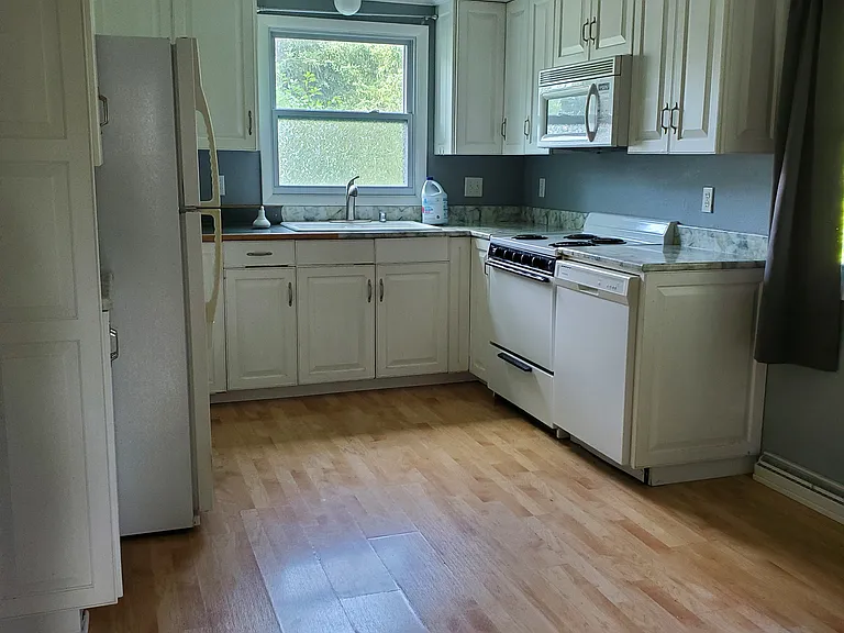 2467 Babcock Rd — Photo 5
