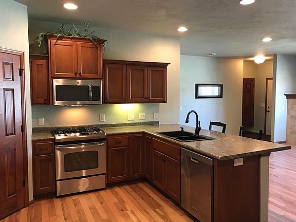 2nd image of 10487 E Stony Ridge Cir Unit 18