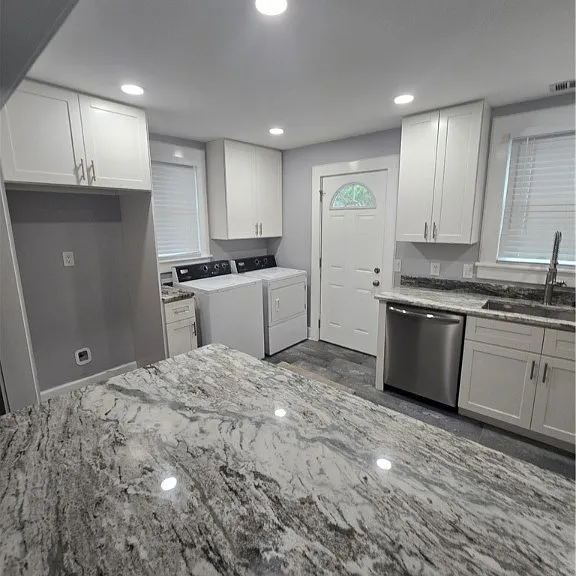 2209 Mississippi Ave — Photo 2