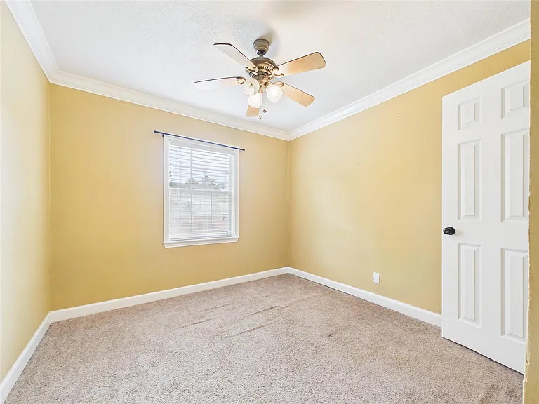1213 W Sidnor St — Photo 22