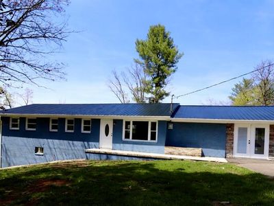 8 Ridge St, Castlewood, VA, 24224