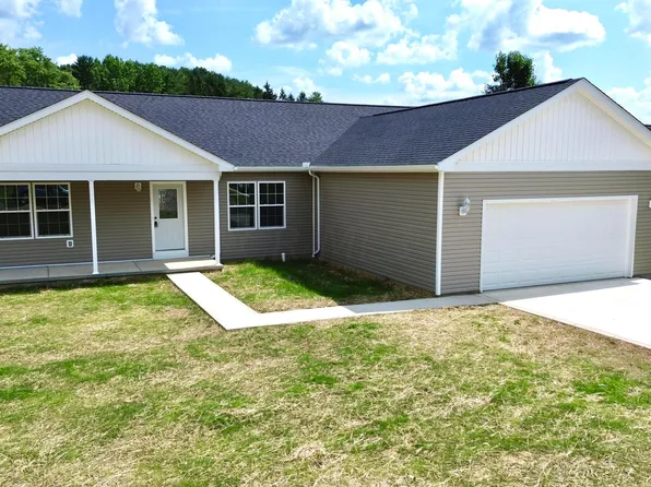 13936 Hemlock Pkwy, Logan, OH 43138