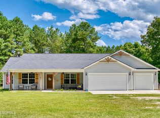 305 Good Barn Rd, Vass, NC 28394