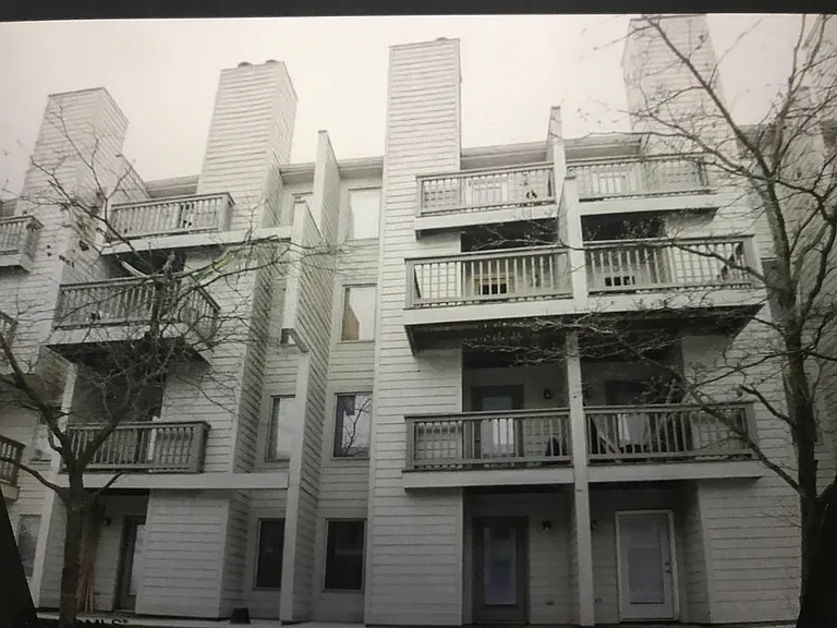1305 Wertland St #B7 — Photo 11