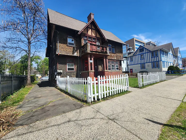 705 George St #2 — Photo 18