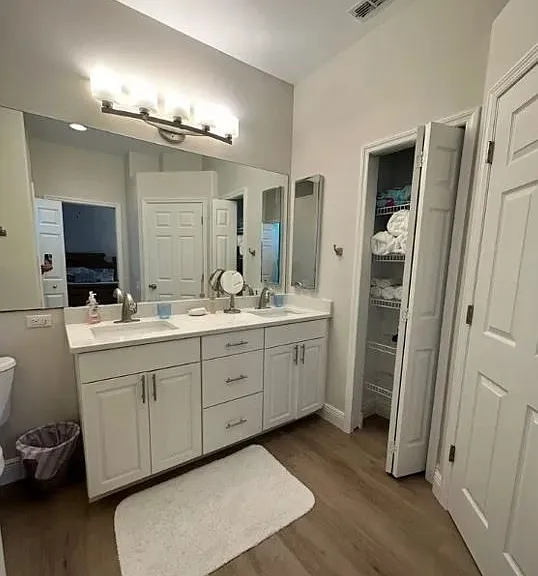 8837 E Bay Cir — Photo 8