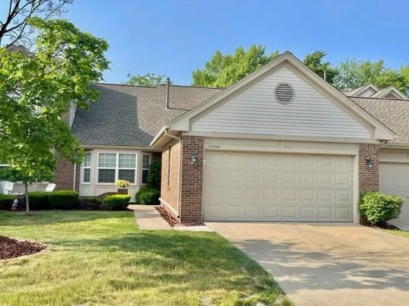 15744 Golfview Drive Blvd, Riverview, MI 48193