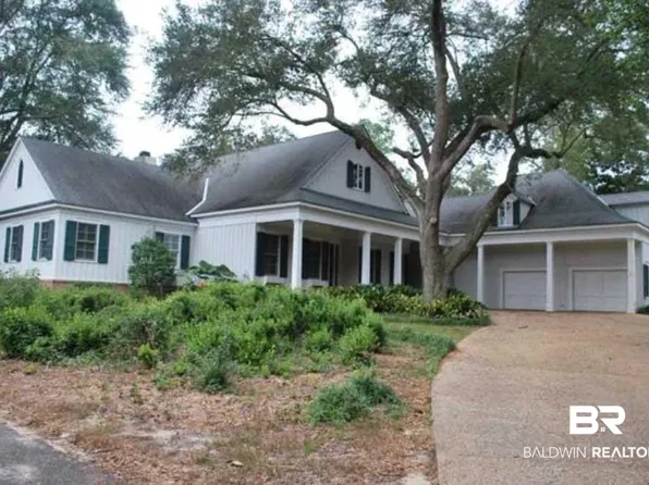 1103 Captain O'Neal Dr, Daphne, AL 36526