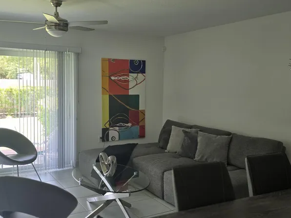4194 Bent River Rd, Lake Worth, FL 33467
