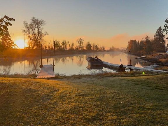 4th image of 13747 Main St