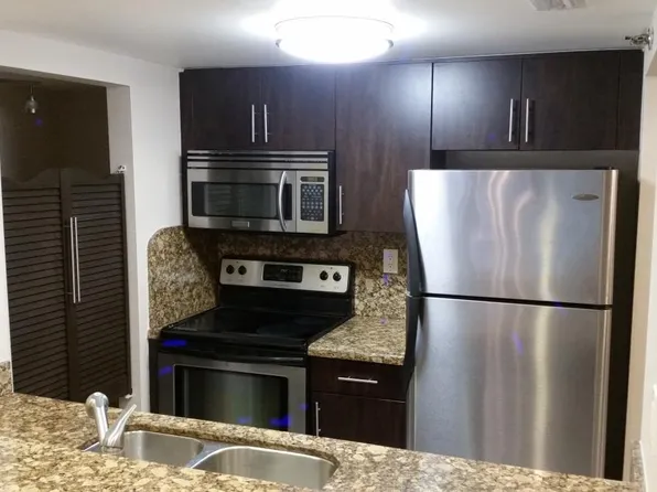 805 N Miami Ave #302, Miami, FL 33136