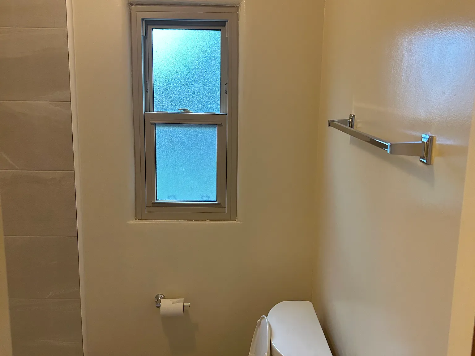 3 bed, 1066 sqft, $2,200 — Photo 4