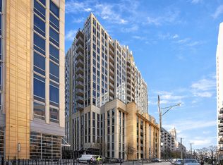 720 N Larrabee St APT 1711, Chicago, IL 60654