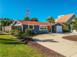 17604 Sterling Ter, Redington Shores, FL 33708