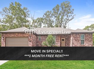 2 Swarthmoor Ln, Bella Vista, AR 72714