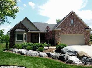 2262 N McKinley Rd, Flushing, MI 48433