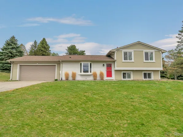 3380 Ludwig Rd, Oxford, MI 48371