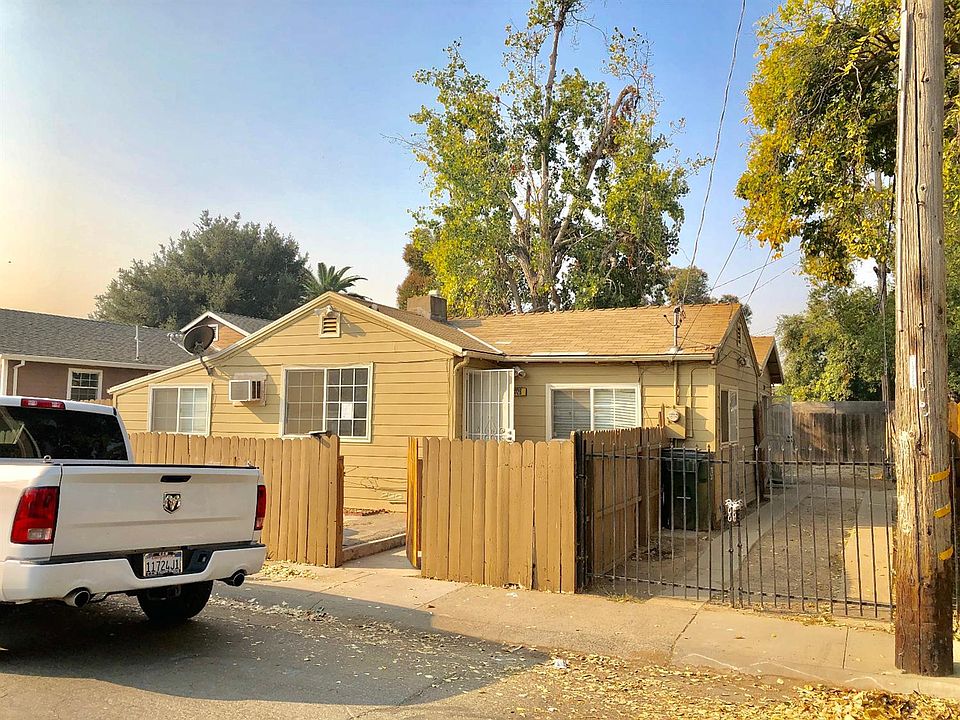 1st image of 4126 38th St