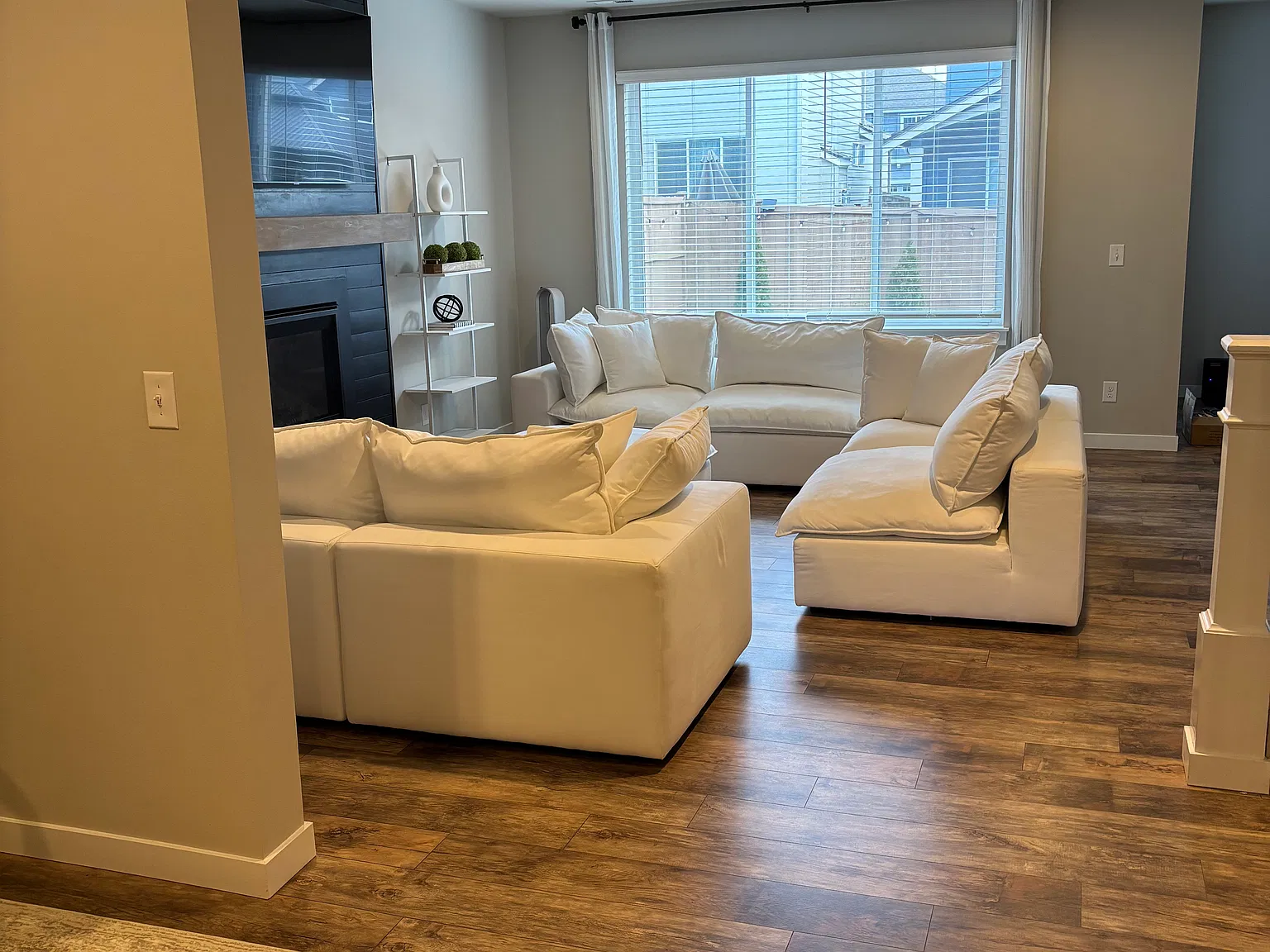 5 bed, 2920 sqft, $3,500 — Photo 3