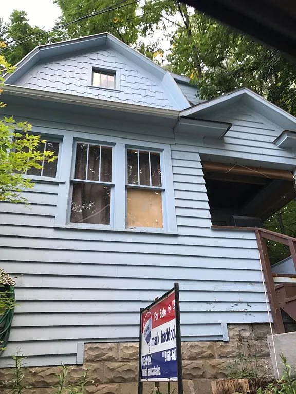 923 W Vine St photo 1