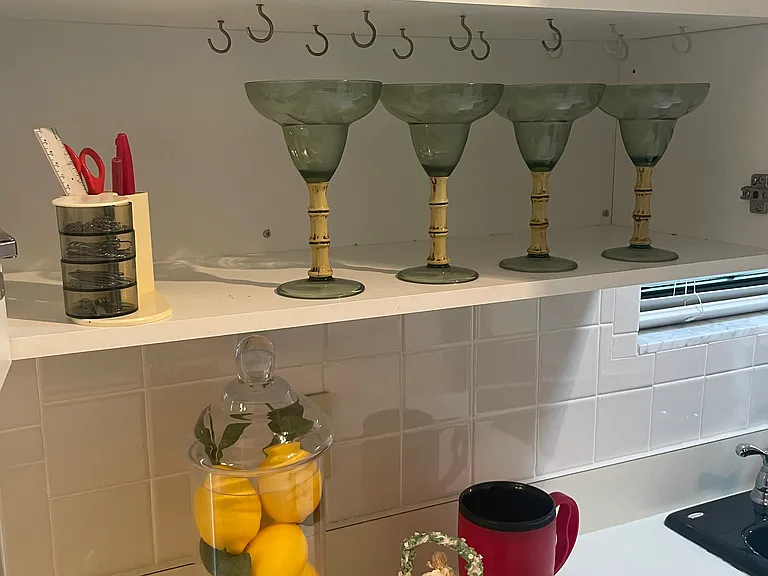 NW 34th Pl — Photo 14