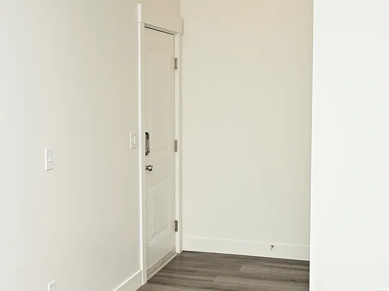 460 W 15 S #1-G101 — Photo 9