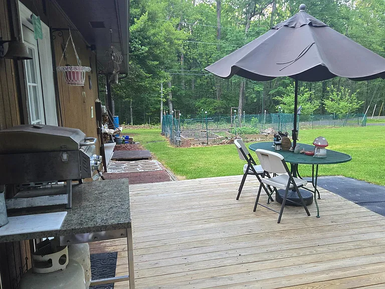 6997 Gilbeth Rd — Photo 43