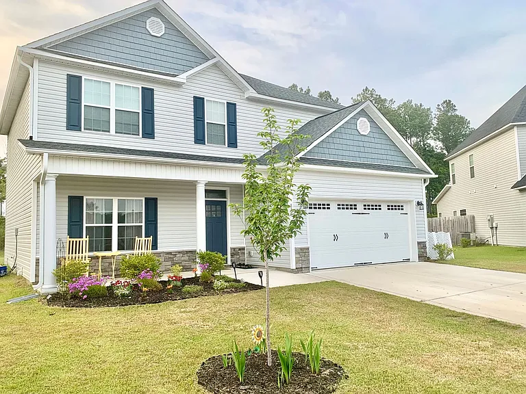 879 Stormy Gale Ln — Photo 1