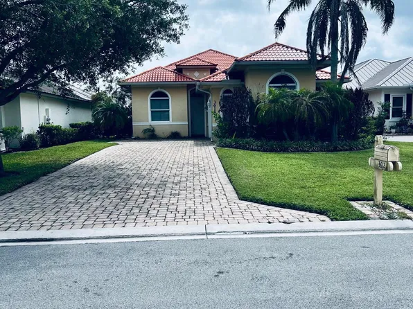 3612 Grove Ct, Fort Pierce, FL 34951
