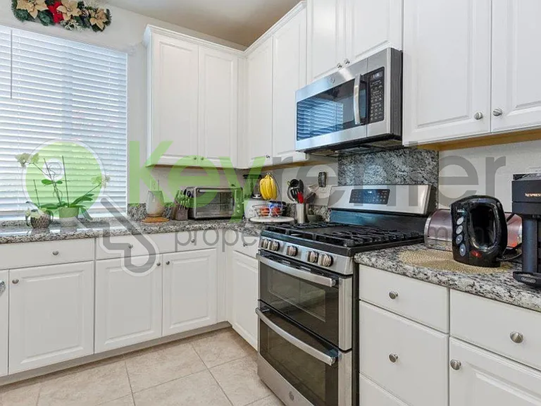1057 Provence Village Dr — Photo 13