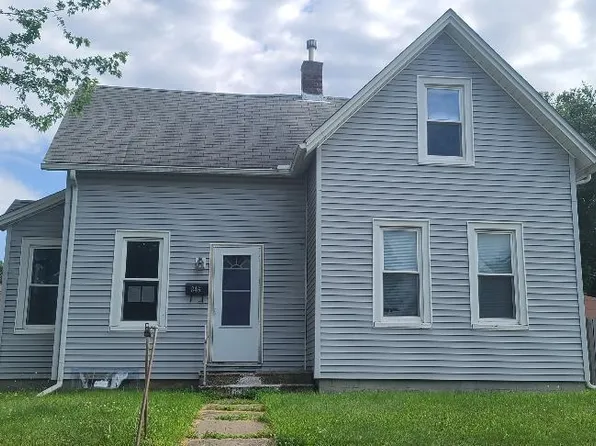 846 17th Ave, Moline, IL 61265