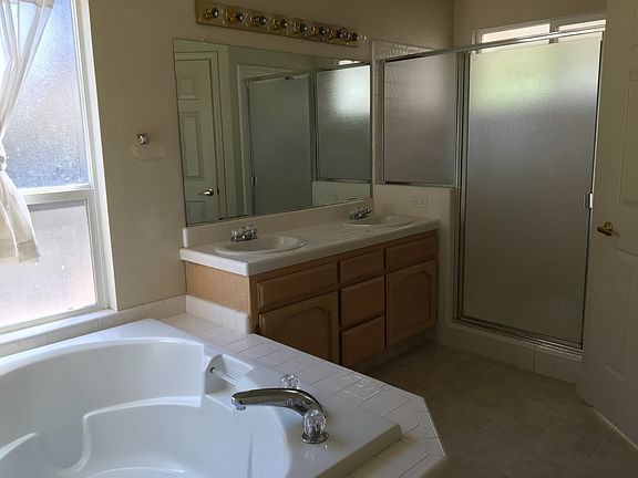 4th image of 1376 Portofino Dr