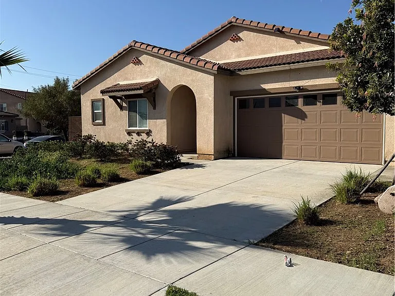 6840 Sunsight Way — Photo 2