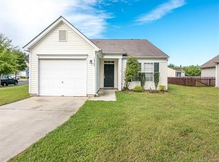 12707 Planters Row Dr, Charlotte, NC 28278