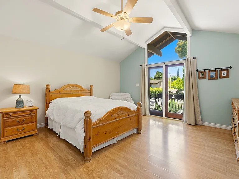 4501 Regents Ct — Photo 31