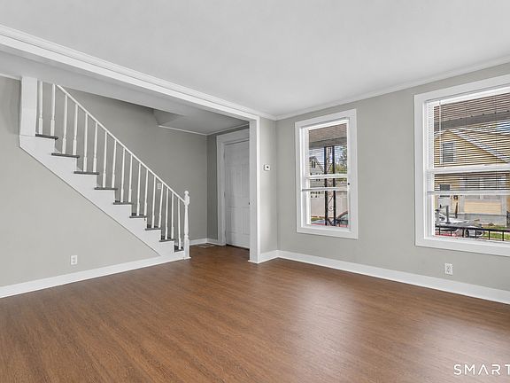 3rd image of 68 Whiting Street