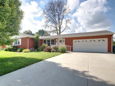 3930 Pine Tree Rd, Quincy, IL, 62305
