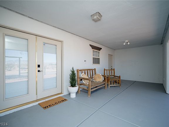 5th image of 3820 W Gary Ave