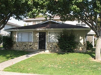 3rd image of 4908 N Holt Ave APT 102